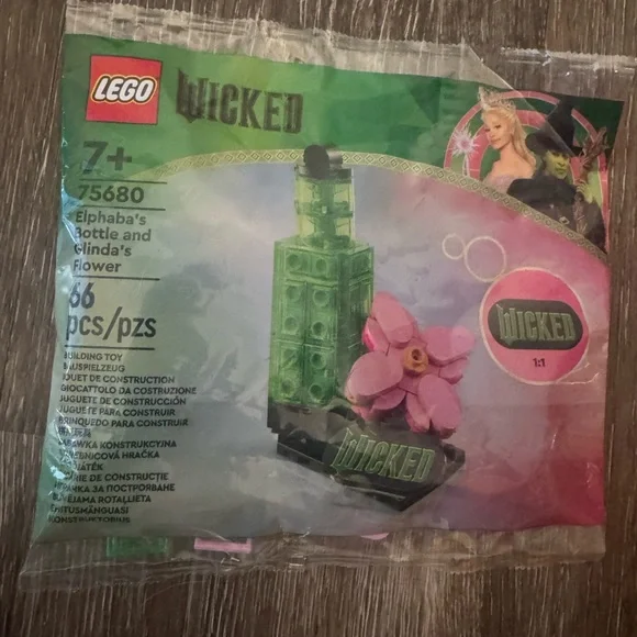 LEGO Wicked Elphaba's Bottle and Glinda's Flower Set - 66 pcs - Picture 1 of 3